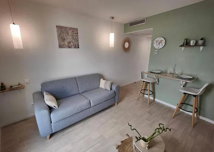 Zenitude, Clim Gare Apartment *